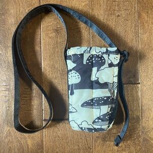 BAGGU Mushroom Puffy Water Bottle Sling